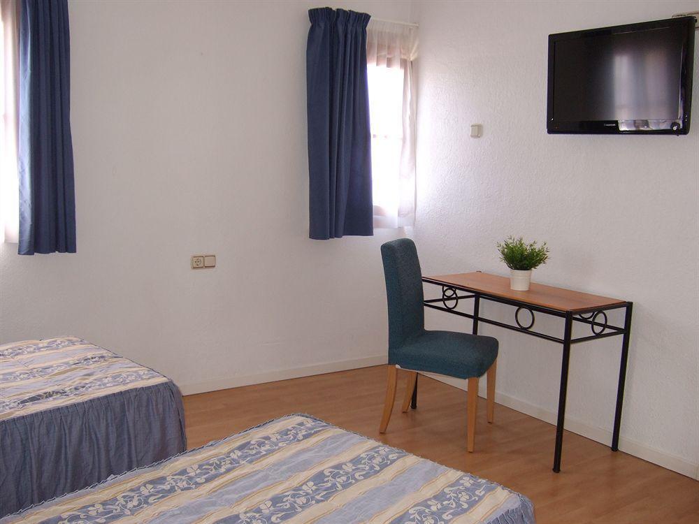 Hostal Juan De Austria II Aguadulce  Buitenkant foto